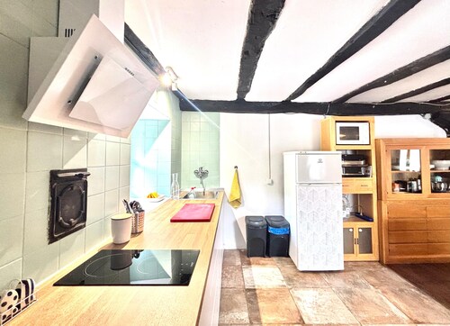 The Truce. An invitation to disconnect.