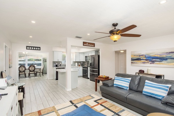 Smart TV, video games, DVD player, video library