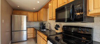 Yard, Deck, Game Room, Library & Pet Friendly! - 3 bedrooms available