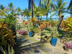 Habitación doble superior, balcón, vista al jardín | Wifi gratis 