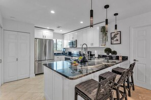 Fridge, microwave, stovetop, dishwasher - Spacious Luxury Condo | 2BR/2BA with Scenic Golf Course Views (Zephyrhills)