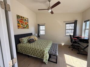 3 bedrooms, desk, Internet, bed sheets - Find your quiet in this peaceful 3-bedroom getaway near the Arkansas River (Salida)