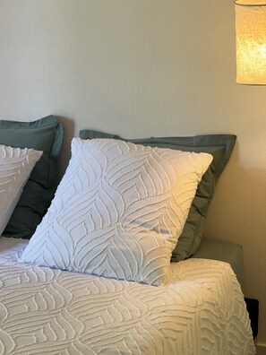 3 chambres, fer et planche à repasser, accès Internet, draps fournis