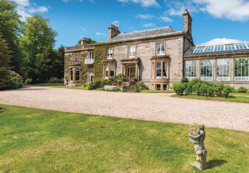 Escape to Serene Georgian Estate, near Edinburgh - Stunning Apartment
