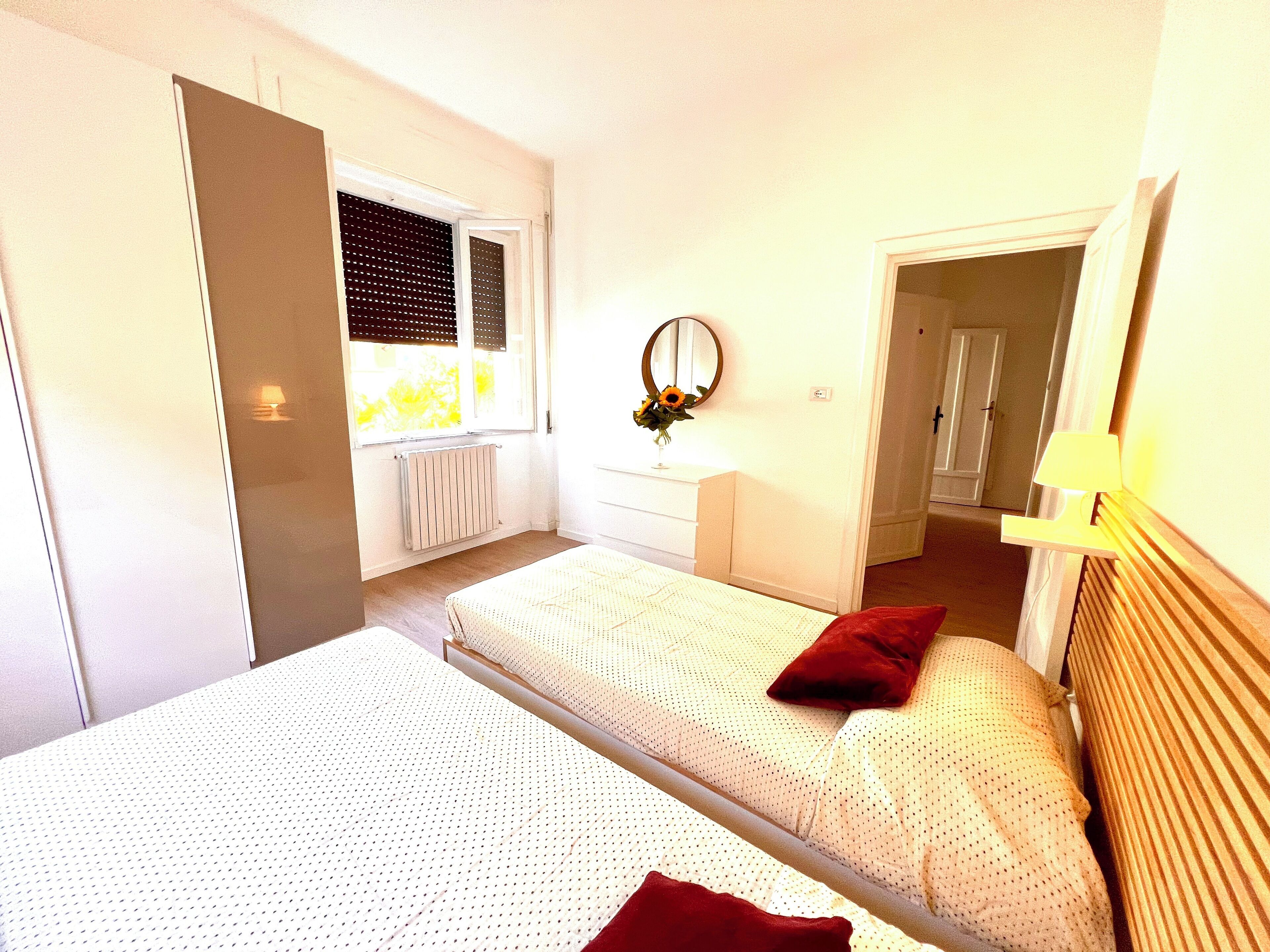 3 chambres, fer et planche à repasser, Wi-Fi, draps fournis