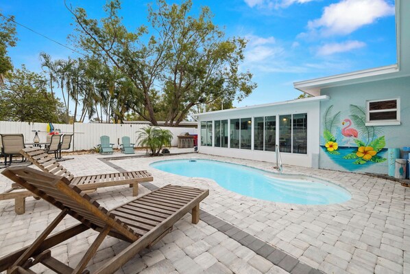 Pool - Tropical Oasis Heated Pool Area 15 Minutes from Beaches (Seminole)