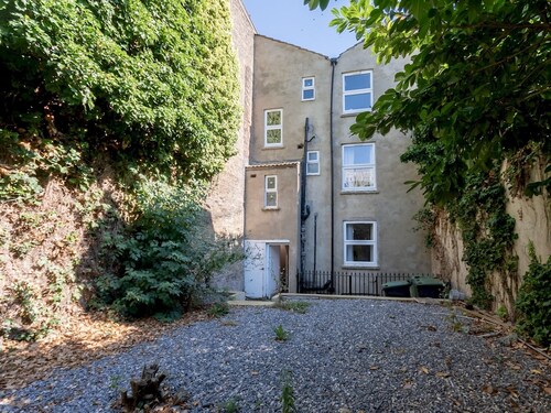 Cosy flat in the heart of Southend | Pass The Keys