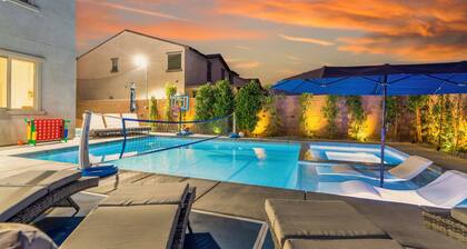 Oh La la Coachella, Pool, Spa, BBQ, Games, Sleeps 23