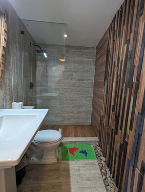 Towels, soap, toilet paper - Dufigati villas  (Tela)