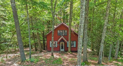 Still Water Cabin - Remote 2-Bedroom Stay near Natural Bridge