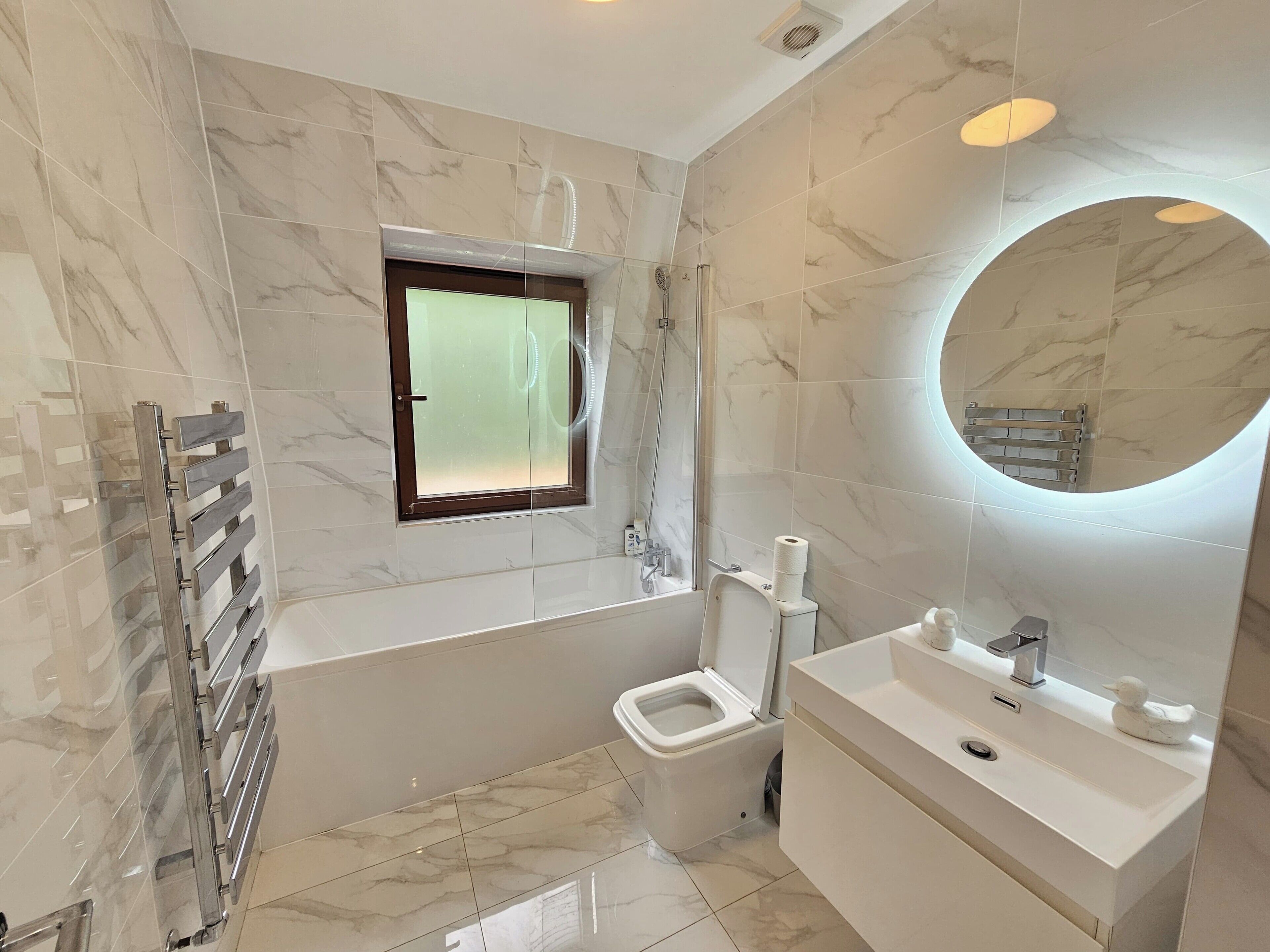 ฝักบัว, ผ้าเช็ดตัว