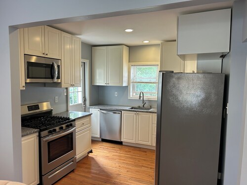 Relocation/Temp Housing Short/Mid Term Rental