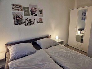 2 bedrooms, WiFi, bed sheets - Vacation apartment Berlin-Karow - quietly located & quickly in the center (Berlin)