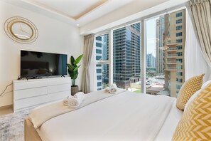 Premium Studio | In-room safe, blackout drapes, soundproofing, iron/ironing board