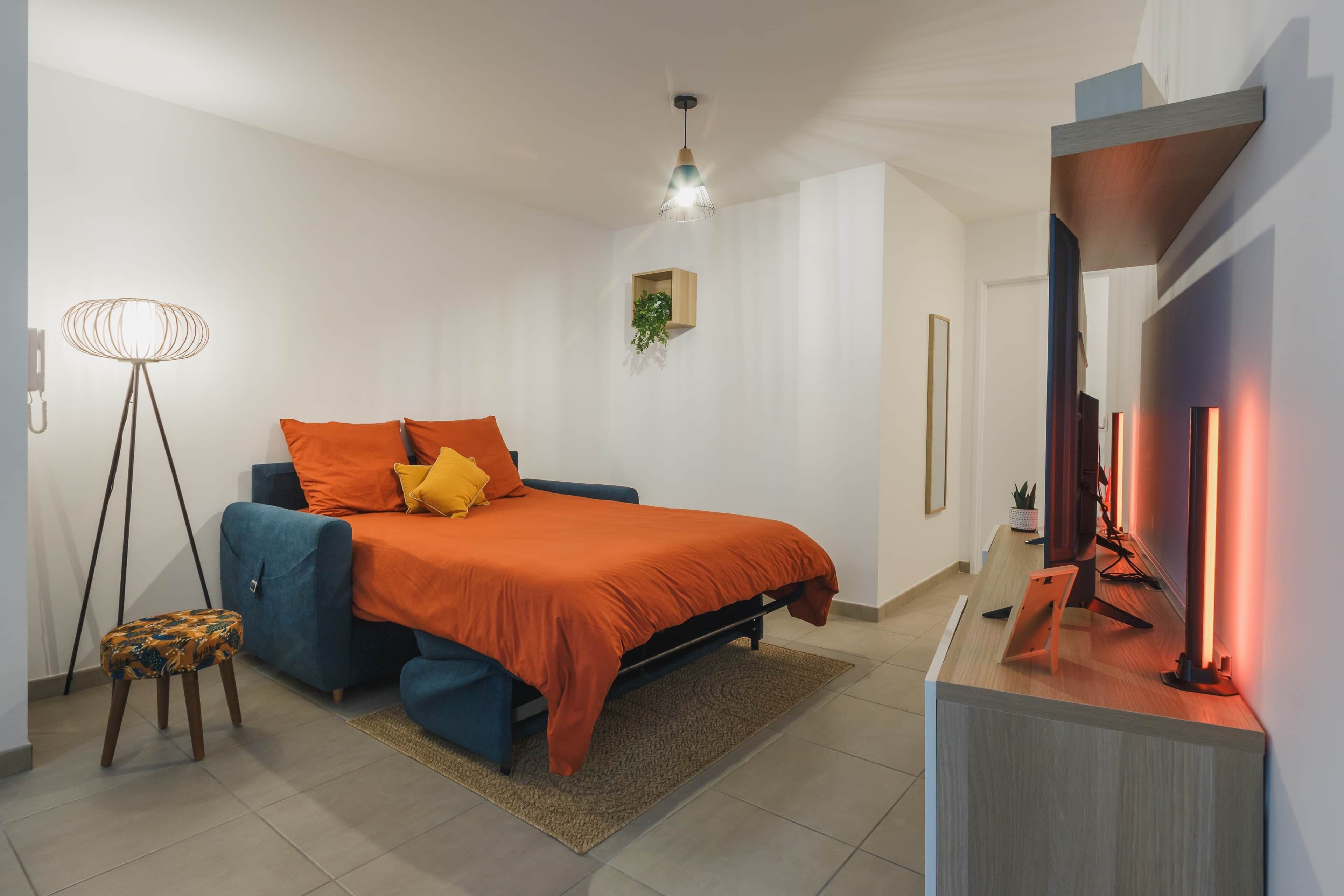 2 dormitorios, tabla de planchar con plancha, wifi gratis y ropa de cama