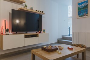 Children’s area - Cozy flat downtown, 400m from cable car (Cauterets)