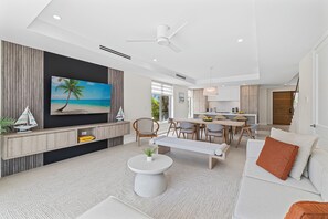 Flat-screen TV - The Park at Grace Bay (Providenciales)