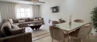 Maison Ciccio – Bright, Modern & Perfectly Located
