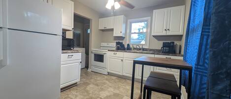 Mikrobølgeovn, ovn, kogeplade