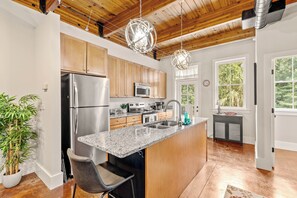 Microwave, oven, stovetop, dishwasher