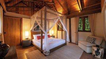 Double Room | Free WiFi, bed sheets