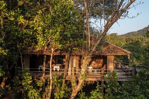 Body treatments, aromatherapy, deep-tissue massages, Swedish massages - Wa Ale Resort (We Ale Island)
