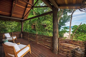 Double Room | Terrace/patio - Wa Ale Resort (We Ale Island)