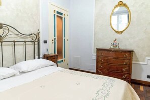 2 camere, ferro/asse da stiro, Wi-Fi gratuito, lenzuola