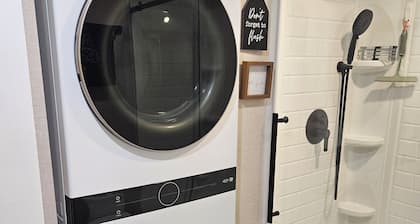Nicely Furnished apartment;
Ideal for Travelling nurses, Resident doctors, etc,