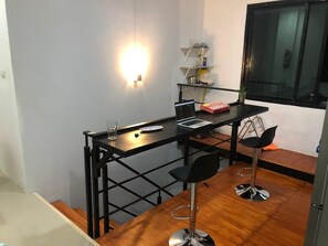Superior Shared Dormitory | Shared kitchen - Den Nest Guest House KRABI (Krabi)