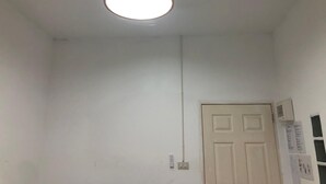 基本單人房 | 遮光窗簾/窗簾、免費 Wi-Fi