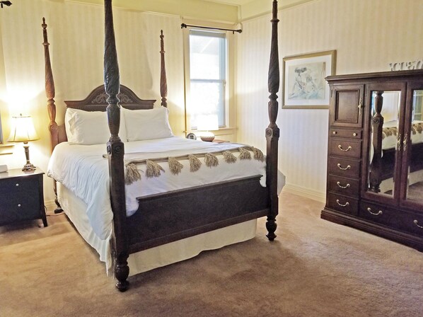 3 عدّة غرف نوم ومكواة/لوح كي وواي فاي وملاءات أسرّة