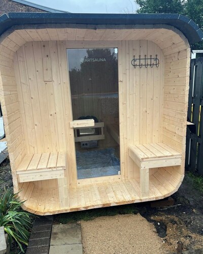 Gemütliche Maisonette Wohnung mit Pool und Sauna in Grevenbroich