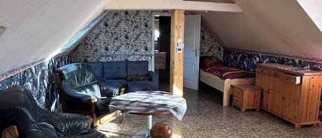 1 camera, Wi-Fi, lenzuola