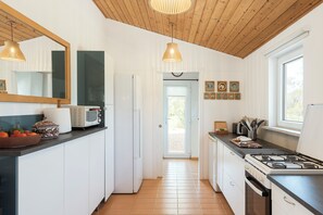 Private kitchen - Casa de Palmeiros Wellness & Pool Villa (Loulé)