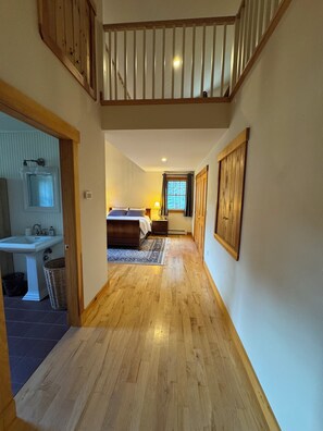 4 bedrooms, WiFi, bed sheets