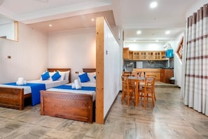 Deluxe Apartment, Balcony | In-room safe, soundproofing, iron/ironing board, free WiFi