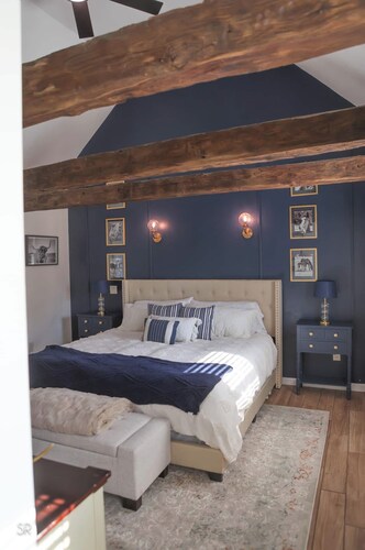 The Horse Carriage 2 miles from Foxwoods Casino