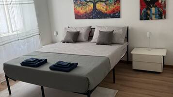 2 camere, ferro/asse da stiro, accesso a Internet, lenzuola