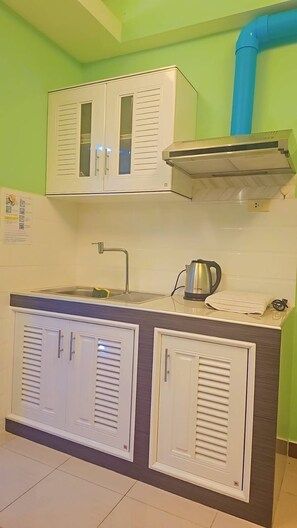 Apartment, 1 Bedroom, Smoking | Interior