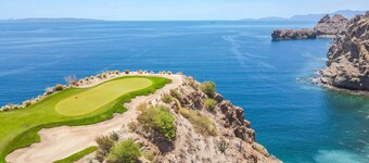 1302 2BR/2.5BA Oceanfront Loreto @ Danzante Bay