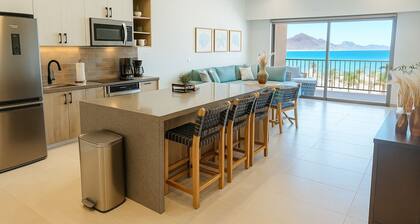 1302 2BR/2.5BA Oceanfront Loreto @ Danzante Bay