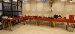 Free daily buffet breakfast