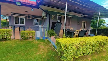 Ferienhaus, 3 Schlafzimmer, barrierefrei, Raucher | Speisen im Freien