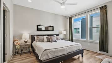 3 bedrooms, iron/ironing board, free WiFi, bed sheets