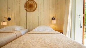 2 bedrooms, in-room safe, WiFi