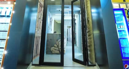 Roya Downtown Boutique Hotel