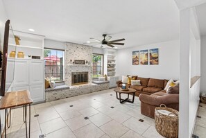 TV, fireplace - Pineapple Oasis - Private Heated Pool, Built-In BBQ, Game Room, ASU, Scottsdale (Tempe)