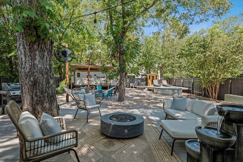 The Cozy Camper - Sauna, Cold Plunge & Pool