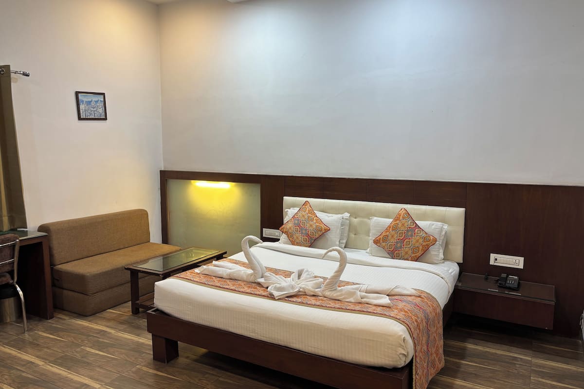 Habitación doble Premier | Escritorio, espacio para trabajar con laptop y wifi gratis